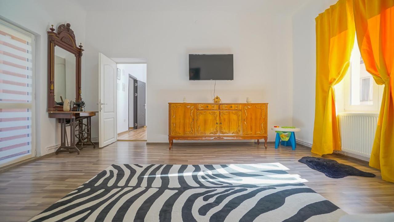 9 Central Residence Μπρασόβ Εξωτερικό φωτογραφία